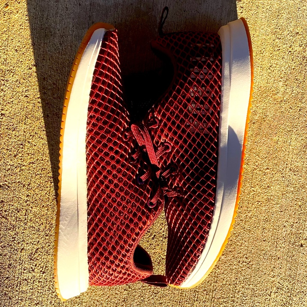 No bull crimson mesh runner